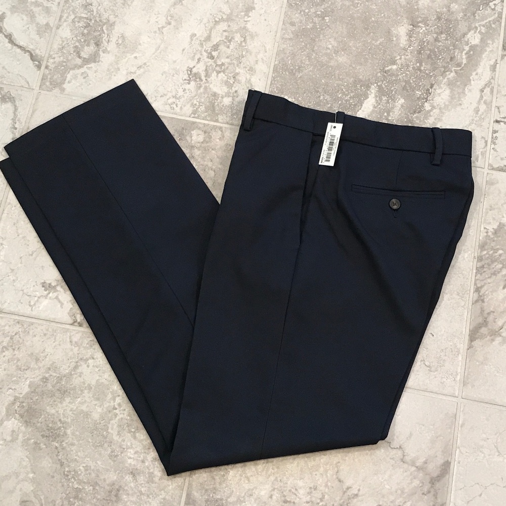 Amazon Essentials Navy Blue Classic Dress Pants 28Wx32L